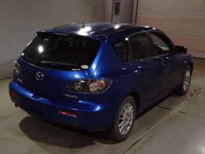 MAZDA AXELA SPORT