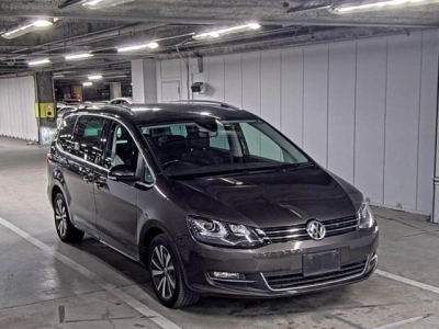 VOLKSWAGEN SHARAN