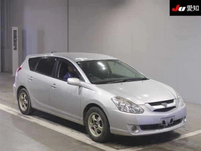 TOYOTA CALDINA