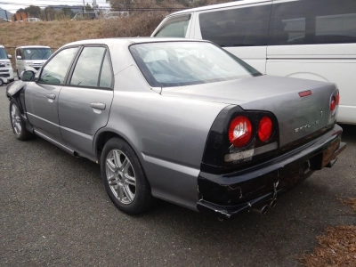 NISSAN SKYLINE
