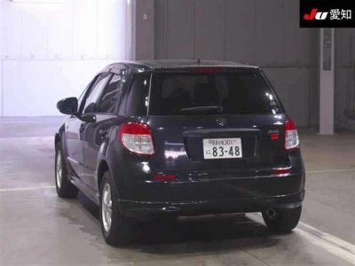 SUZUKI SX4