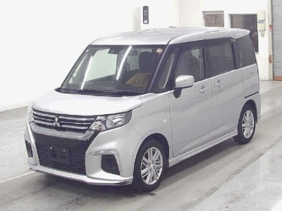 MITSUBISHI DELICA D:2