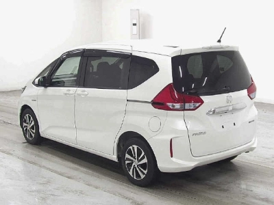 HONDA FREED HYBRID