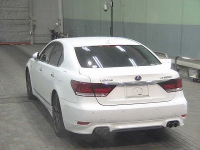 LEXUS LS
