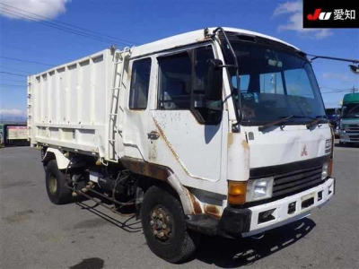 MITSUBISHI FUSO FIGHTER