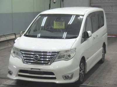 NISSAN SERENA