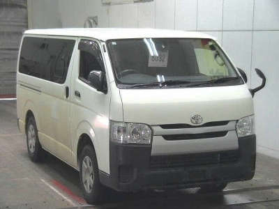 TOYOTA REGIUS VAN