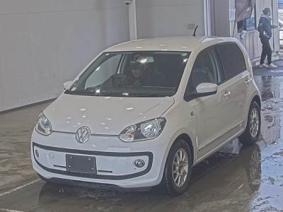 VOLKSWAGEN UP!