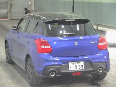 SUZUKI SWIFT