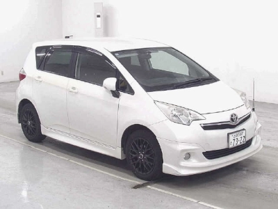 TOYOTA RACTIS