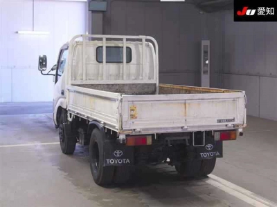 TOYOTA DYNA TRUCK