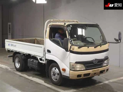 HINO DUTRO TRUCK