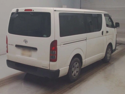 TOYOTA REGIUS VAN