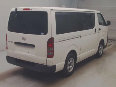 TOYOTA REGIUS VAN