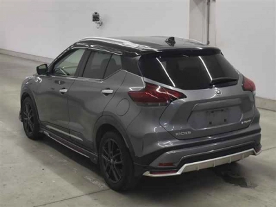NISSAN KICKS