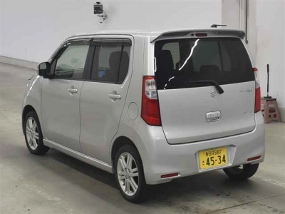 SUZUKI WAGON R STINGRAY
