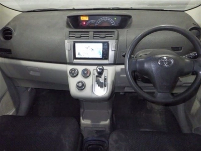 TOYOTA PASSO SETTE