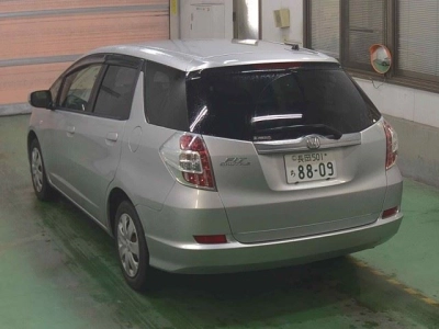 HONDA FIT SHUTTLE