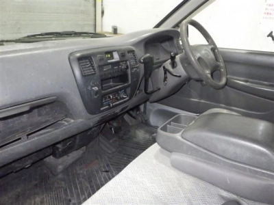 TOYOTA LITE ACE TRUCK