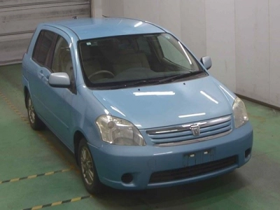 TOYOTA RAUM
