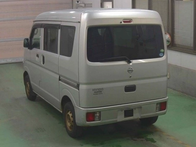 NISSAN NV100 CLIPPER