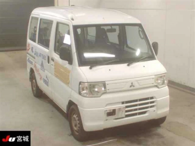 MITSUBISHI MINICAB