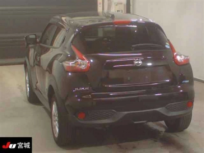 NISSAN JUKE