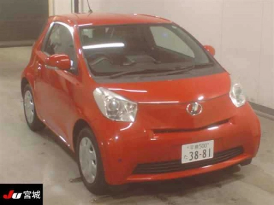 TOYOTA IQ