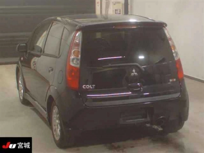 MITSUBISHI COLT