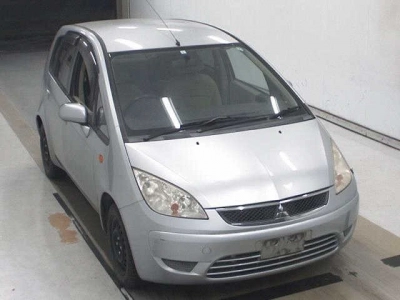 MITSUBISHI COLT