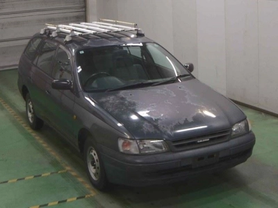 TOYOTA CALDINA VAN
