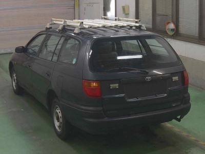 TOYOTA CALDINA VAN