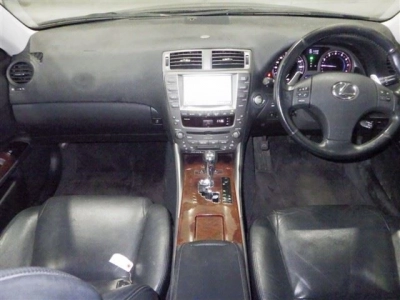 LEXUS IS