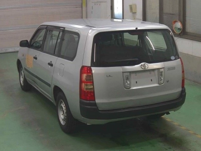 TOYOTA SUCCEED VAN