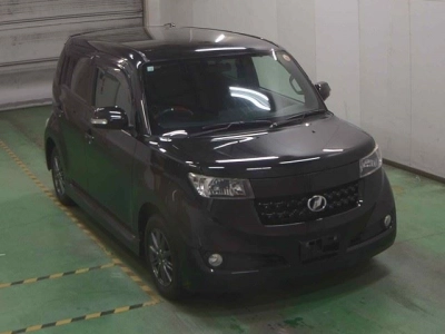 TOYOTA BB