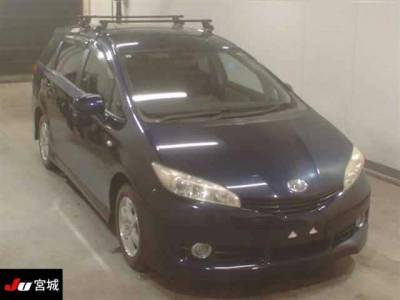 TOYOTA WISH