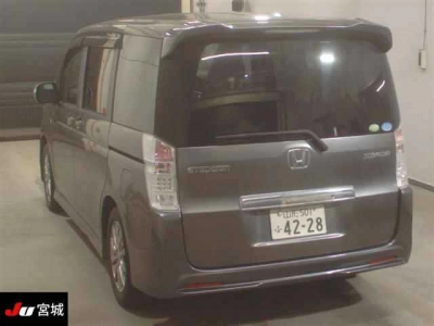HONDA STEPWGN SPADA