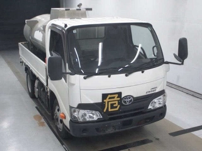 TOYOTA DYNA