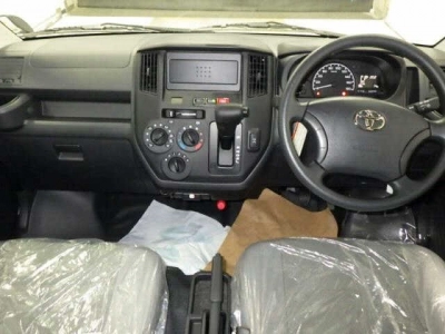 TOYOTA TOWN ACE VAN