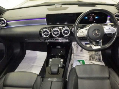 MERCEDES BENZ CLA SHOOTING BRAKE