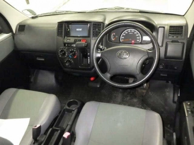 TOYOTA LITE ACE VAN