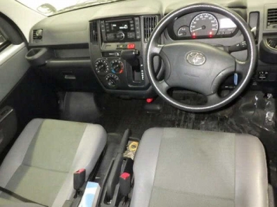TOYOTA TOWN ACE VAN