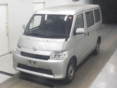 TOYOTA TOWN ACE VAN