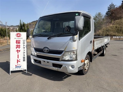 TOYOTA DYNA