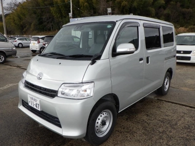 TOYOTA TOWN ACE VAN