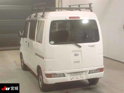 DAIHATSU HIJET VAN