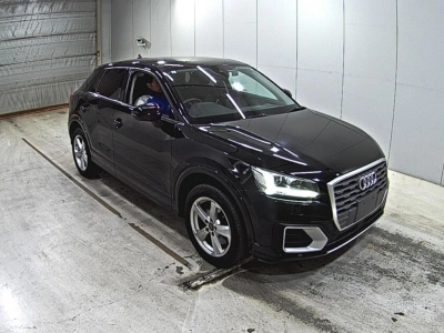 AUDI Q2