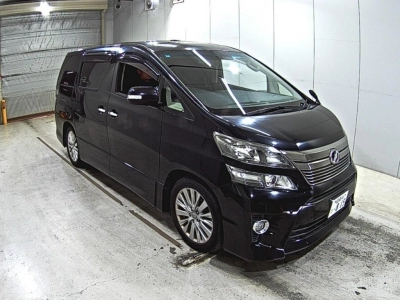 TOYOTA VELLFIRE