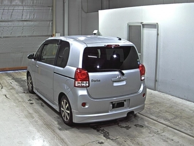 TOYOTA PORTE