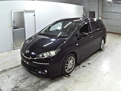 TOYOTA WISH